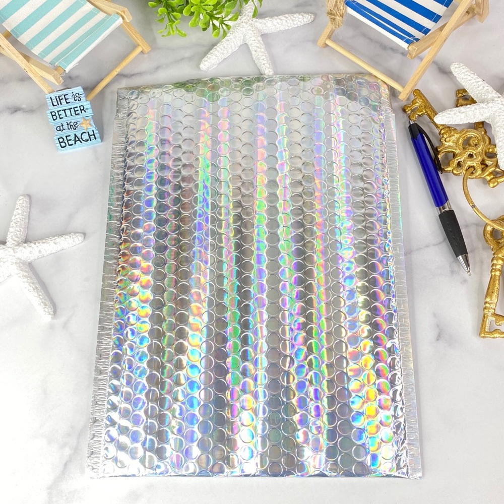 20 8.5X11 Holographic Bubble Mailers PRICE IS FIRM - Picture 4 of 7